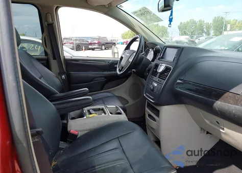 2016 Chrysler Town & Country Touring z USA, uszkodzony, nr VIN 2C4RC1BG7GR198560